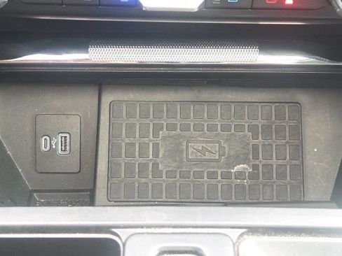 Used 2022 Ford F150 Lariat w/ Equipment Group 502A High AWD/4WD image 35