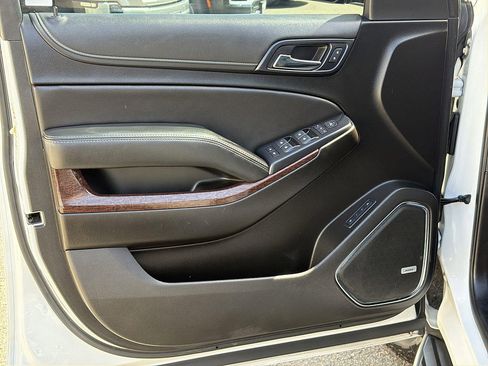 Used 2019 GMC Yukon XL SLT RWD image 21