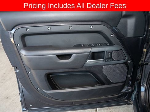Used 2022 Land Rover Defender 110 X AWD/4WD image 19