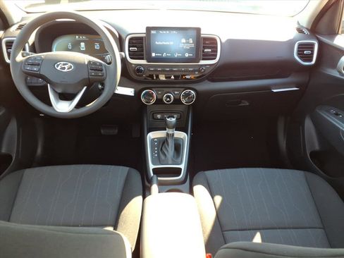 New 2026 Hyundai Venue SE image 6