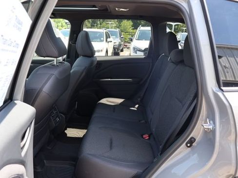 Certified 2025 Subaru Forester Premium AWD/4WD image 20