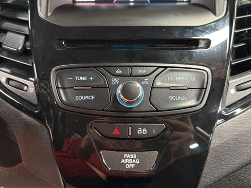 Used 2014 Ford Fiesta SE w/ Equipment Group 201A FWD image 26