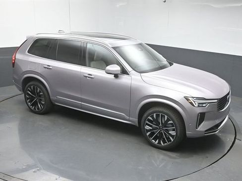 New 2026 Volvo XC90 B6 Plus w/ Protection Package Premier image 43