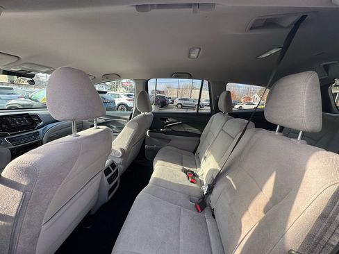 Used 2019 Honda Pilot EX image 15