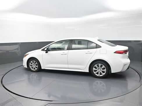 Used 2024 Toyota Corolla LE FWD image 48