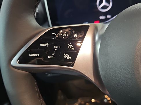 New 2026 Mercedes-Benz GLC 300 4MATIC image 18