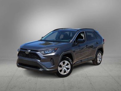 Used 2021 Toyota RAV4 LE w/ Carpet Mat Package (TMS)
