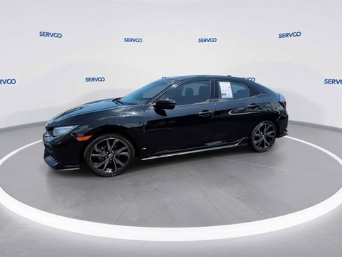 Used 2018 Honda Civic Sport Touring image 4