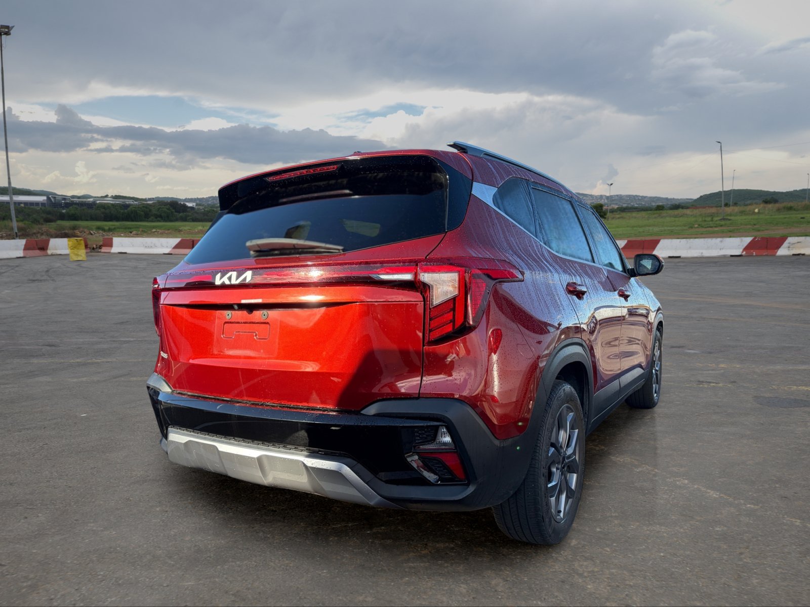 Certified 2024 Kia Seltos S FWD image 4