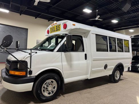 Used 2012 Chevrolet Express 3500 w/ School Bus Package image 11
