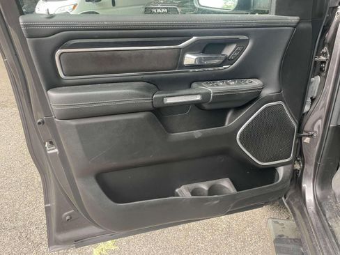 Used 2023 RAM 1500 Laramie AWD/4WD image 16