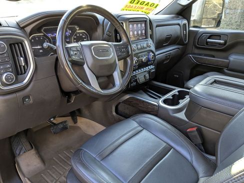 Used 2021 GMC Sierra 2500 Denali image 11