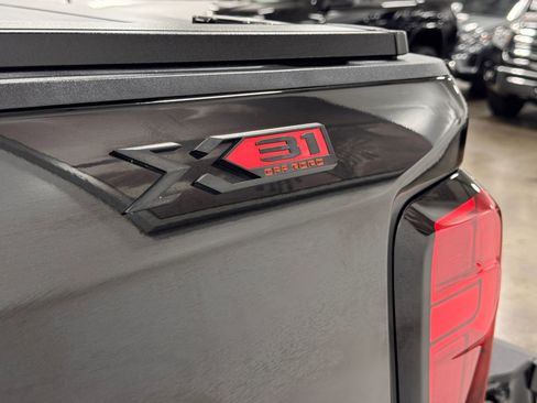 Used 2021 GMC Sierra 1500 AT4 image 3