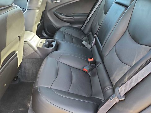Used 2017 Chevrolet Volt LT w/ Comfort Package image 19
