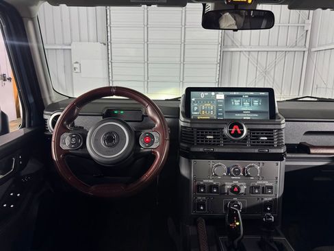 Used 2024 INEOS Grenadier AWD/4WD image 19