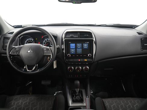 Used 2026 Mitsubishi Outlander Sport AWD image 14