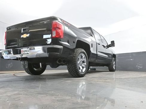 Used 2018 Chevrolet Silverado 1500 LTZ w/ Max Trailering Package AWD/4WD image 43