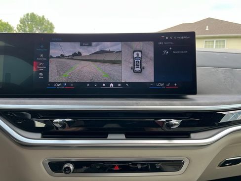 Used 2024 BMW X7 M60i w/ Executive Package AWD/4WD image 42