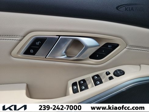 Used 2021 BMW 330i Sedan w/ Convenience Package RWD image 23