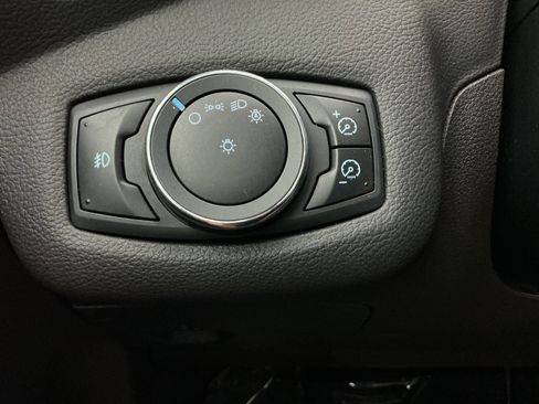 Used 2013 Ford Escape SE AWD/4WD image 38