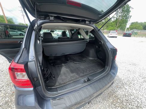Used 2016 Subaru Outback 3.6R Limited AWD/4WD image 10