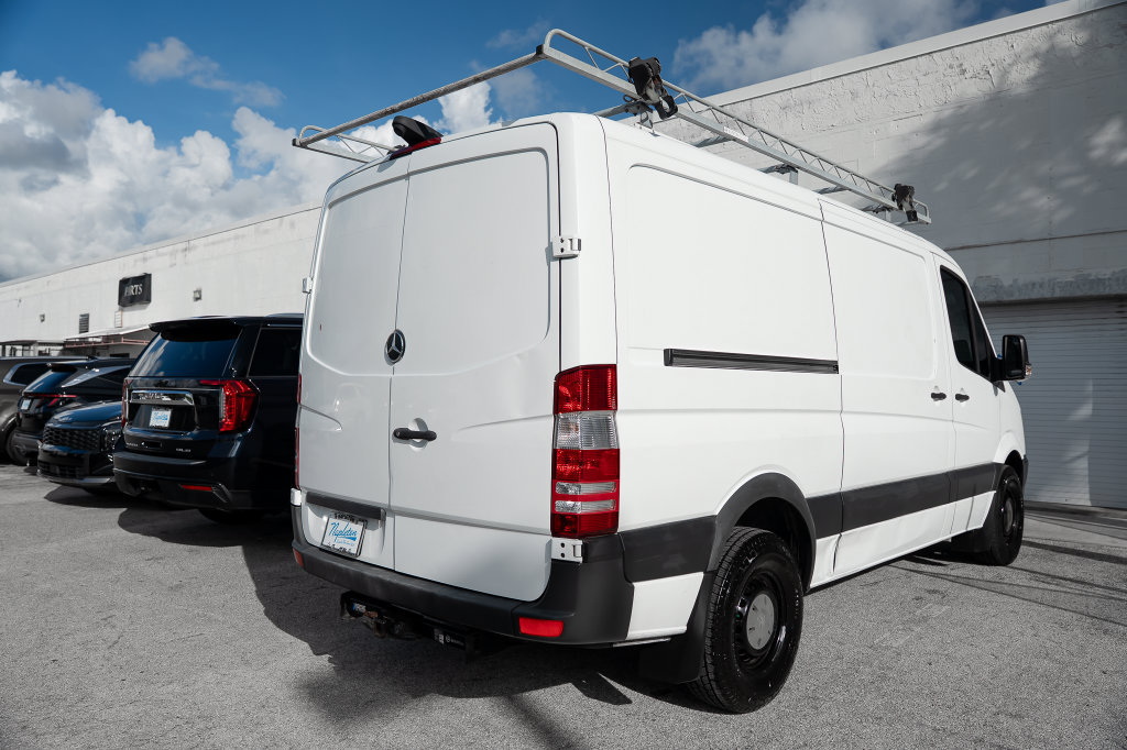 Used 2017 Mercedes-Benz Sprinter 2500 image 8