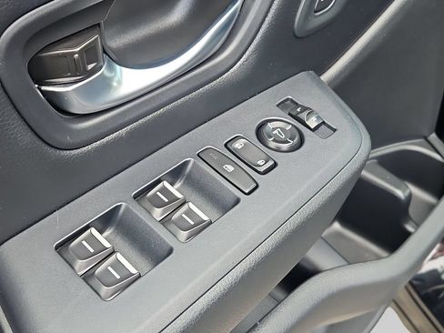 Certified 2023 Honda Pilot Touring image 30