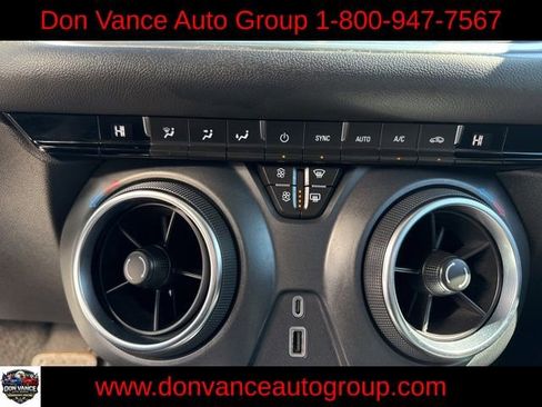 Used 2023 Chevrolet Blazer LT image 18