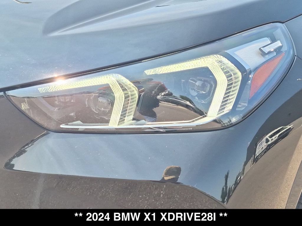 Used 2024 BMW X1 xDrive28i w/ Convenience Package AWD/4WD image 15