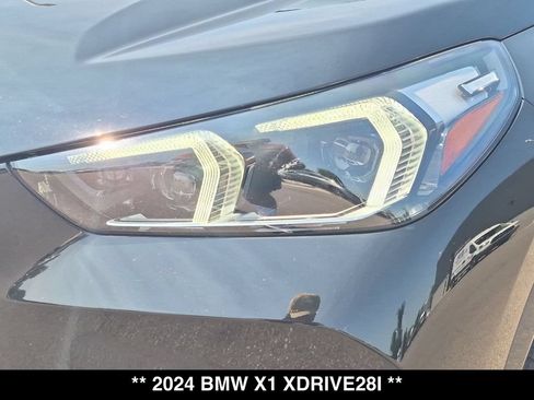 Used 2024 BMW X1 xDrive28i w/ Convenience Package AWD/4WD image 15