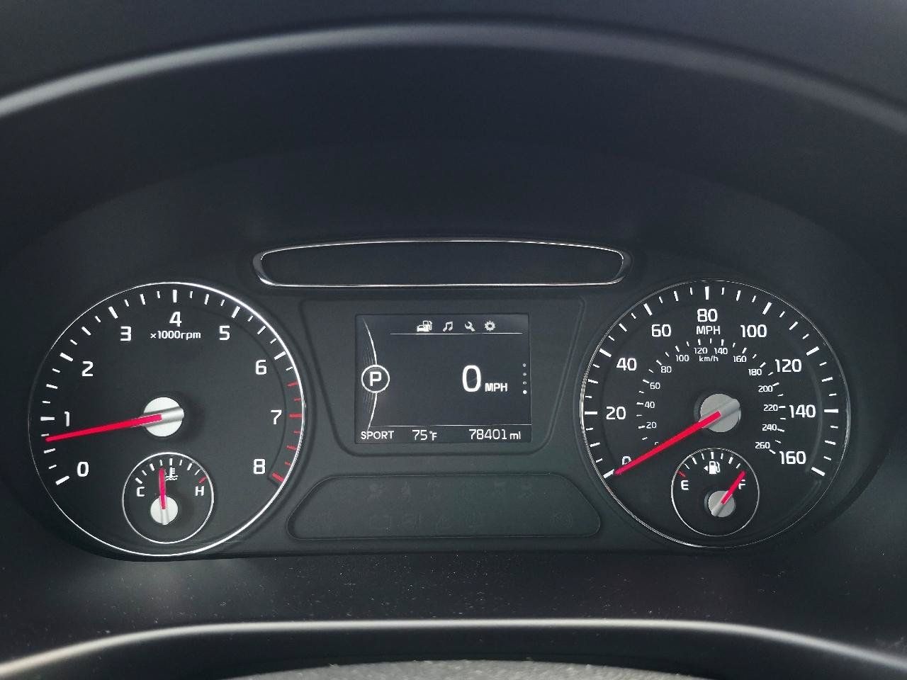 Used 2017 Kia Sorento AWD image 25