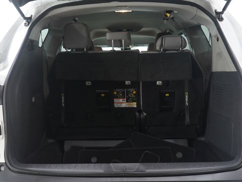 Used 2022 Toyota Sienna LE image 17