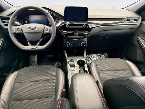 Used 2025 Ford Escape ST-Line image 14