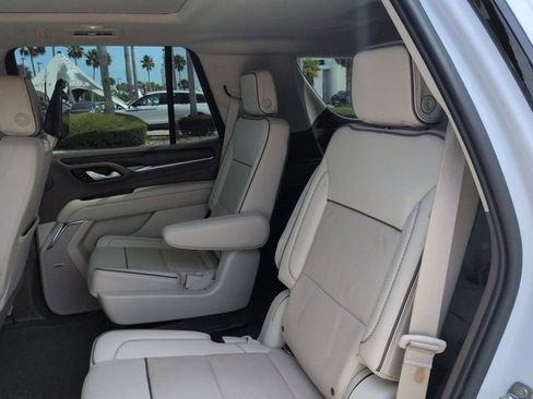 Used 2022 GMC Yukon Denali w/ Denali Ultimate Package RWD image 14
