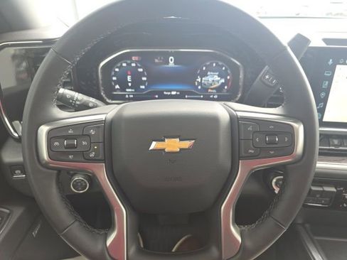 Used 2025 Chevrolet Silverado 2500 LTZ w/ LTZ Plus Package image 22