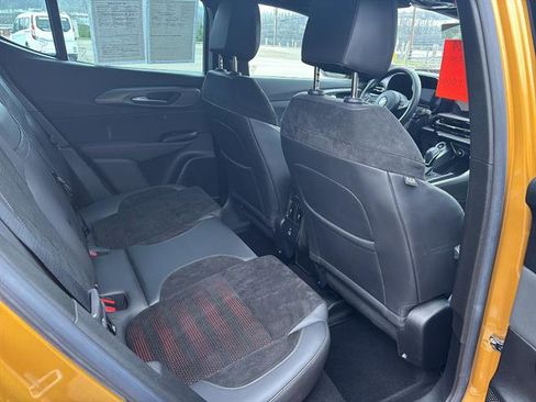 Used 2024 Dodge Hornet GT image 19