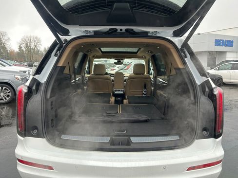 New 2025 Cadillac XT6 Sport w/ Platinum Package image 24