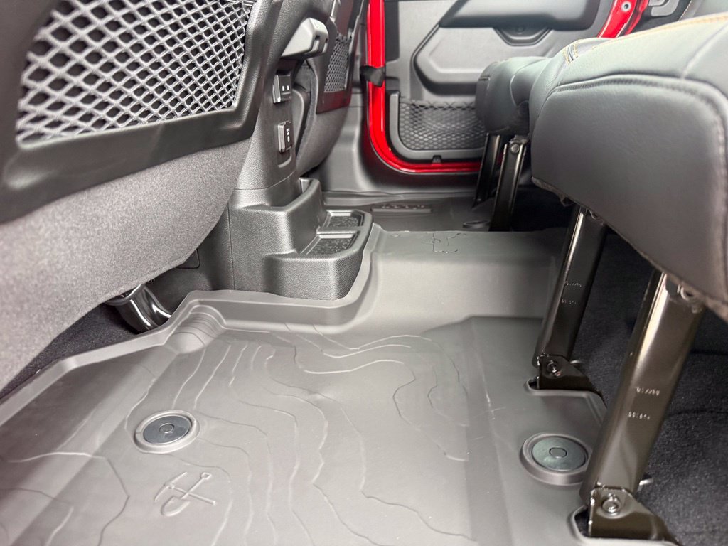 New 2027 Jeep Wrangler Unlimited Sahara AWD/4WD image 30