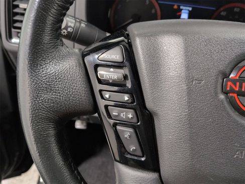 Used 2022 Nissan Frontier PRO-4X w/ Pro-4X Premium Package image 26
