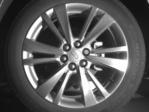 Used 2023 Cadillac XT5 Premium Luxury w/ LPO, Premium Carpet Package FWD image 10
