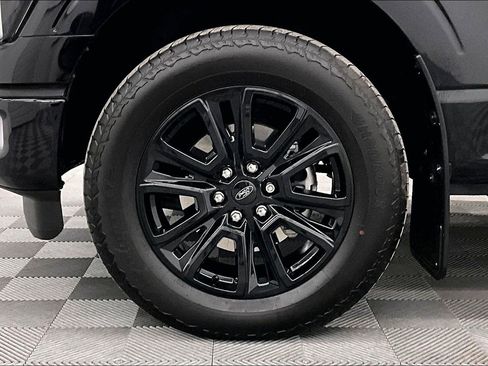 Used 2024 Ford F150 Platinum w/ Equipment Group 703A Plus AWD/4WD image 9