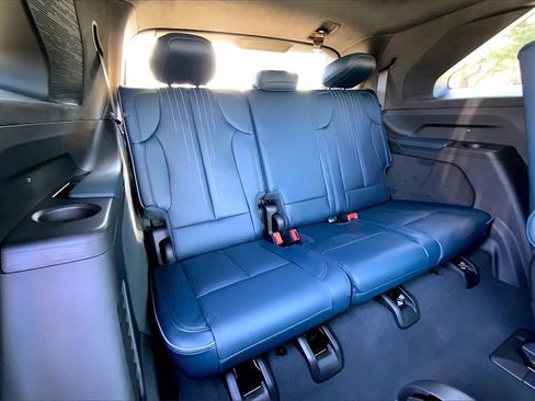 Used 2025 Cadillac Escalade IQ Luxury 2 image 28
