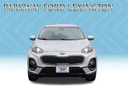 Used 2020 Kia Sportage LX image 3
