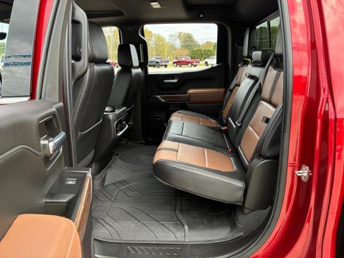 Used 2022 Chevrolet Silverado 1500 High Country w/ Technology Package AWD/4WD image 31