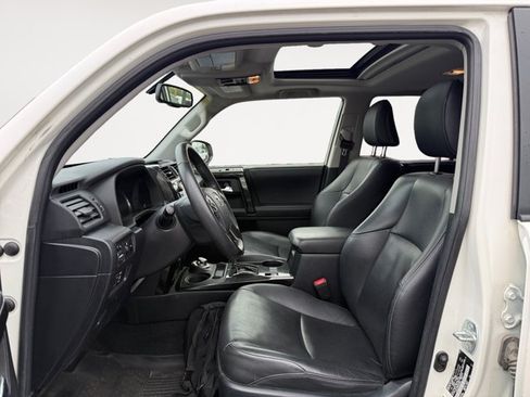 Used 2019 Toyota 4Runner Limited AWD/4WD image 12
