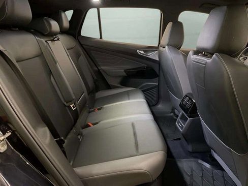 Used 2023 Volkswagen ID.4 S image 70