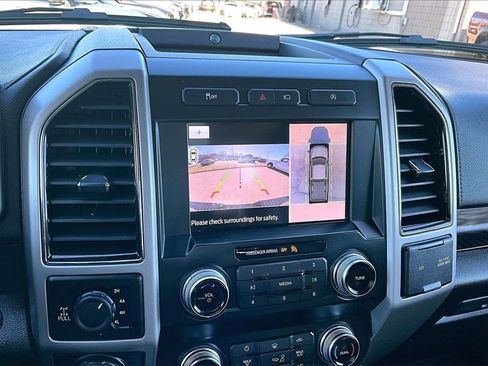 Certified 2019 Ford F150 Lariat w/ Equipment Group 502A Luxury image 22