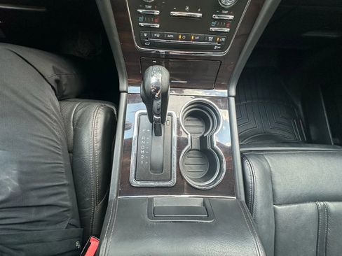 Used 2016 Lincoln Navigator Reserve image 37