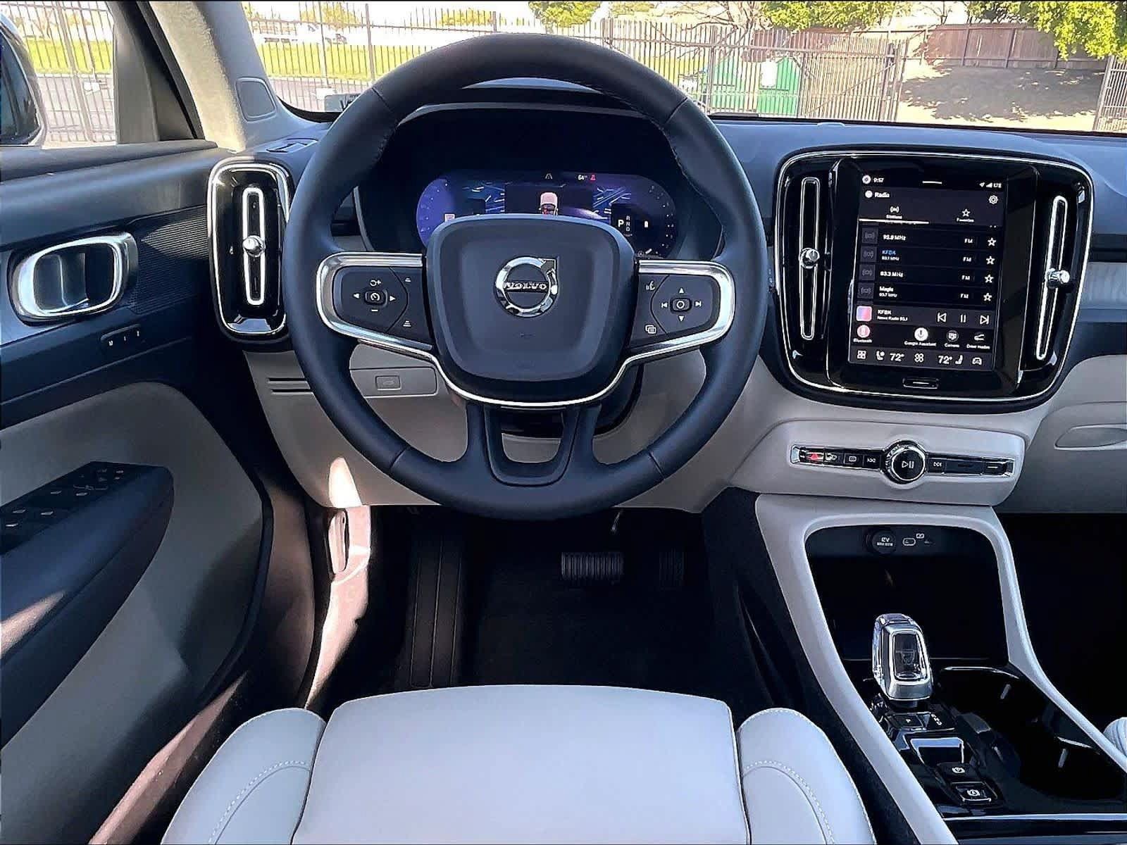 New 2026 Volvo XC40 B5 Plus w/ Protection Package Premier AWD/4WD image 15