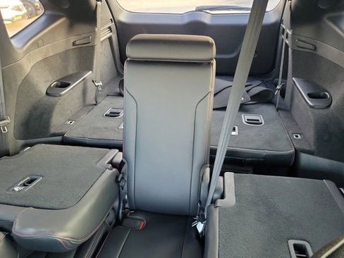 Used 2023 Acura MDX A-Spec image 11